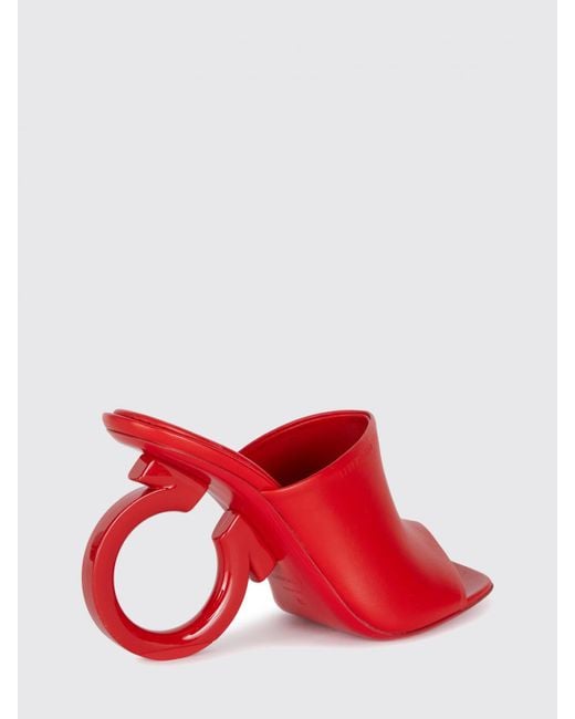 Chaussures À Talons Femme Ferragamo en coloris Red