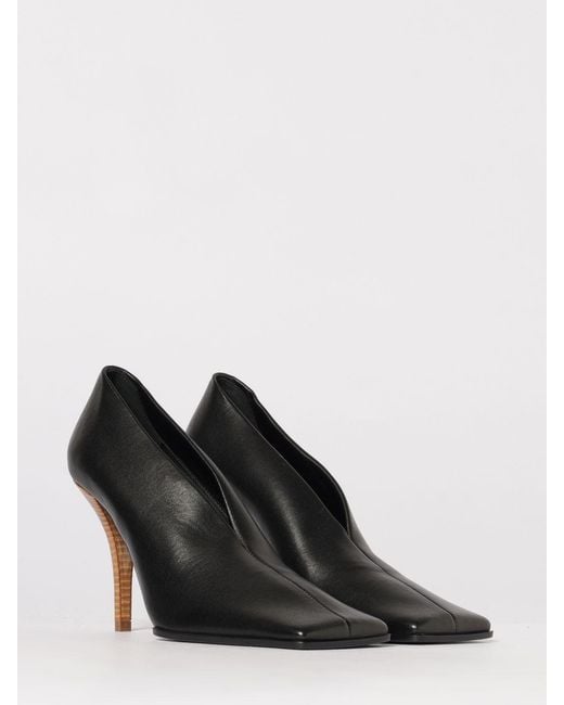 Alaïa Black Leather Pumps