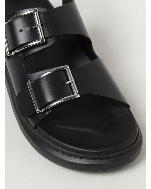 Sandalo in pelle con fibbie di Alexander McQueen in Black da Uomo