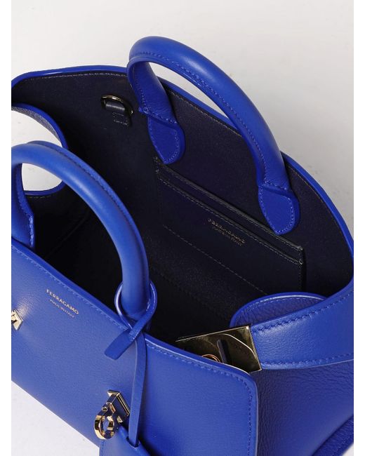 ハンドバッグ FERRAGAMO Woman Handbag Blue 768850215975 003 Hug handbag (L) - Women | Ferragamo