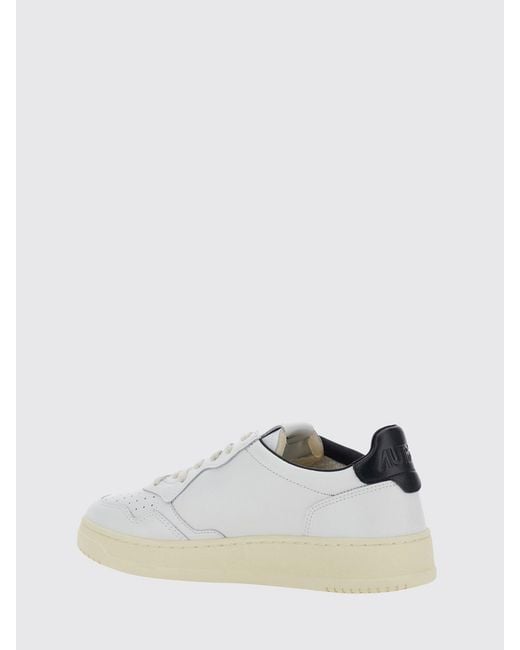 Autry White Medalist Low Top Trainers for men