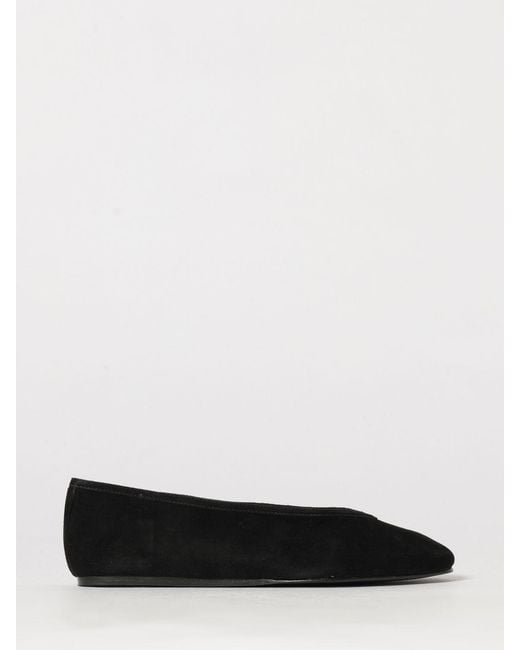 Manebí White Ballet Pumps