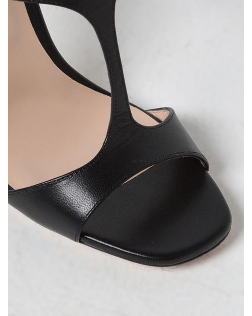 Sandalo in pelle con charm logo di Tom Ford in Black