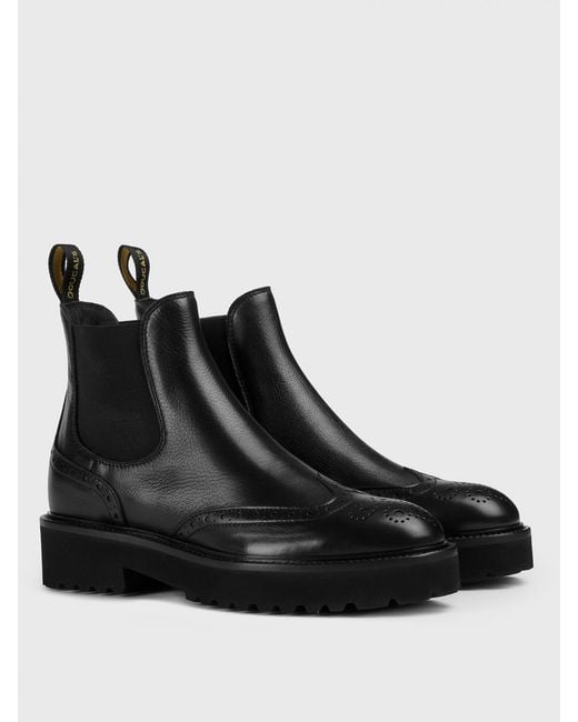 Doucal's Black Leather Ankle Boots With Brogue Motif