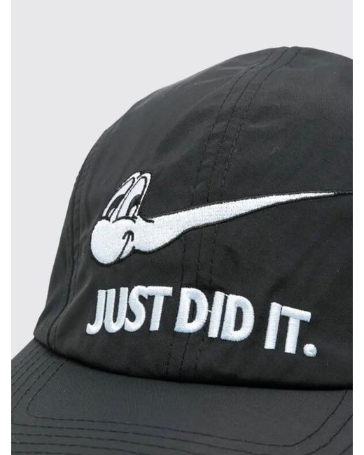 Carne Bollente Black Embroidered Nylon Hat for men