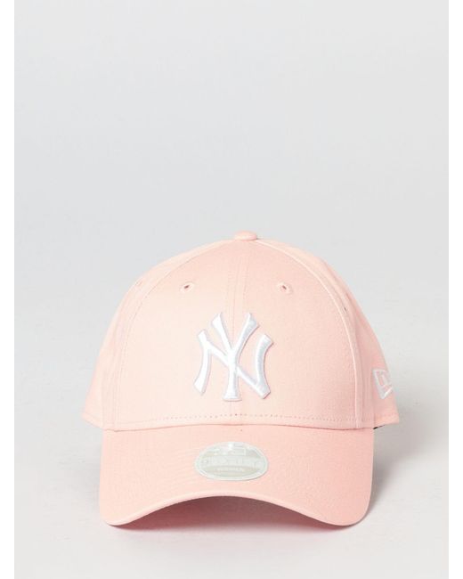 KTZ Pink 9Forty Ny Yankees Embroidered Logo Cotton Cap for men