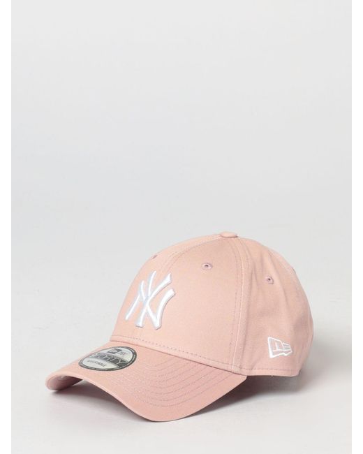 KTZ Pink 9Forty Ny Yankees Embroidered Logo Cotton Cap for men