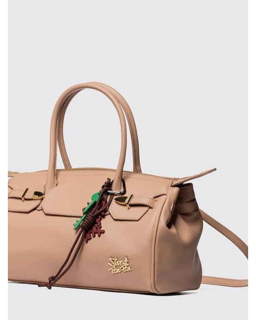 Secret Pon-pon Natural Shoulder Bag