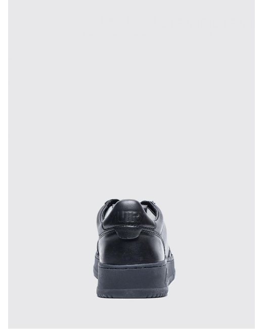 Autry Blue Medalist Low Leather Sneakers for men
