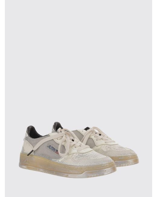 Autry White Medalist Low Super Vintage Sneakers
