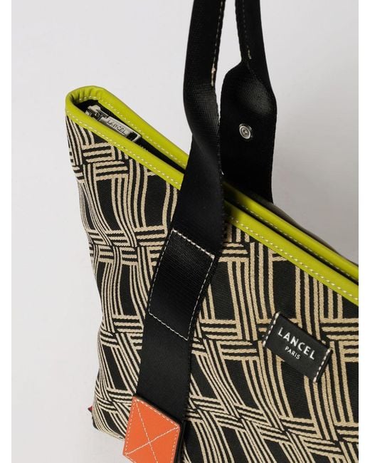 Borsa Mistral Rollable di Lancel in Black