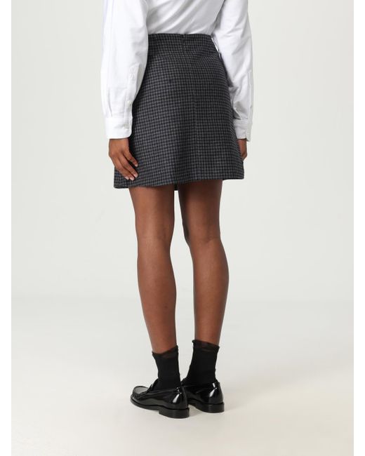 A.P.C. Black Woven Skirt For A Stylish And Comfortable Fit With An Appealing Pattern