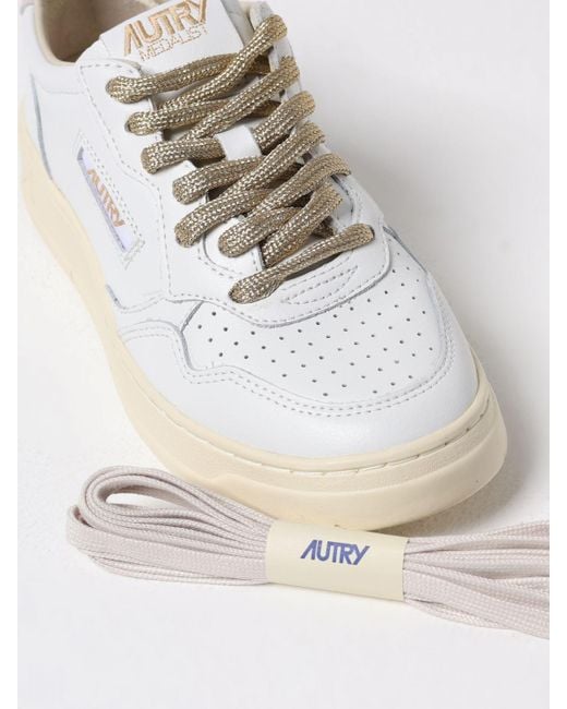 Zapatillas Mujer Autry de color White