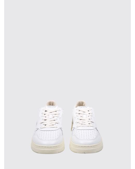 Autry White Medalist Low Top Trainers for men