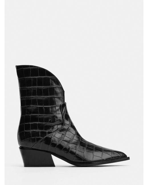Poeve Black Boots
