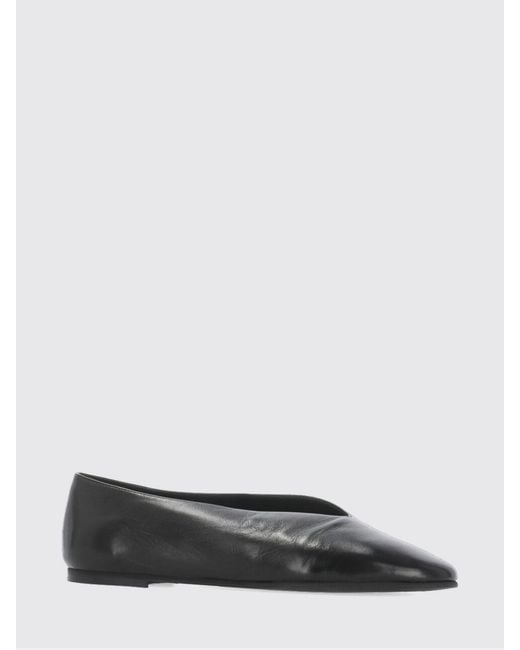Poeve White Shoes