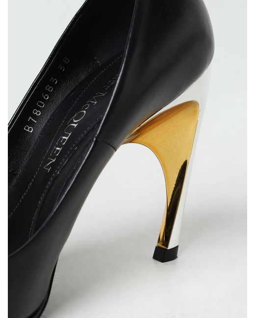 Chaussures à talons Alexander McQueen en coloris Black