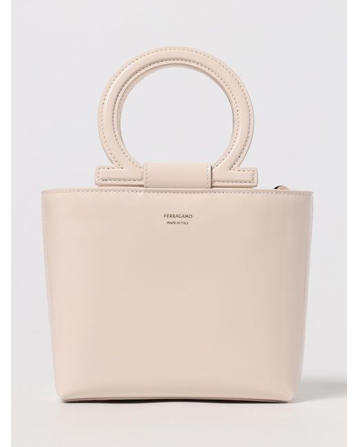 Ferragamo Natural Schultertasche Damen