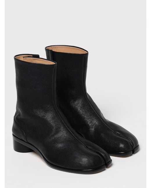 Maison Margiela Black Tabi Grained Leather Ankle Boots for men