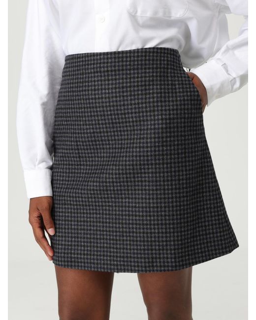 A.P.C. Black Woven Skirt For A Stylish And Comfortable Fit With An Appealing Pattern