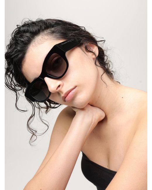 McQueen Black Sunglasses