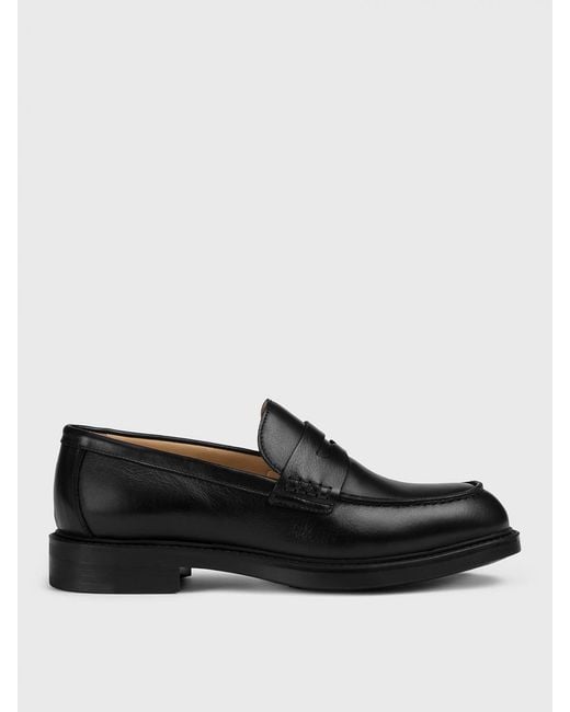 Doucal's Black Leather Loafers