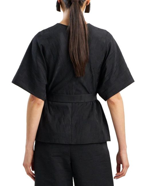 Natori Black Kimona Wrap