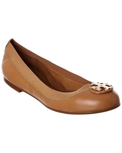 Tory Burch Claire Elastic Leather Travel Ballet Flat in Brown | Lyst