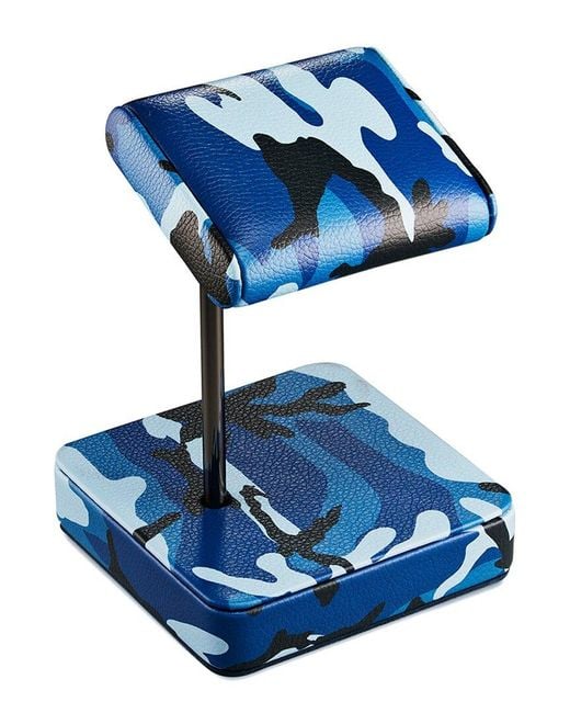 Wolf Blue Water Watch Stand