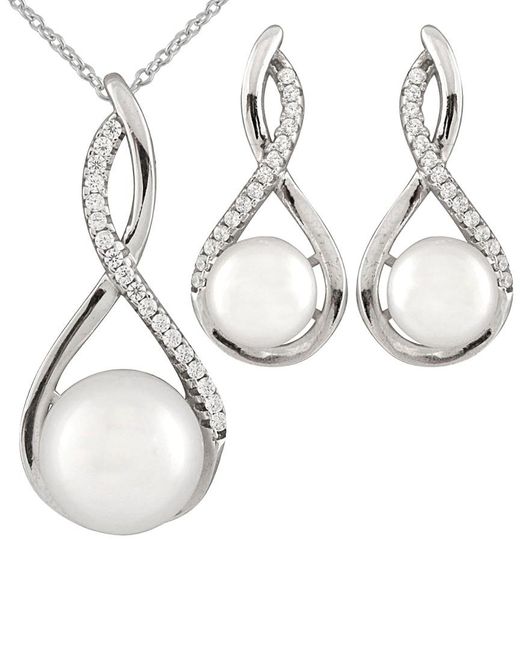 Splendid Metallic Silver 8-10mm Freshwater Pearl Necklace & Earrings Set
