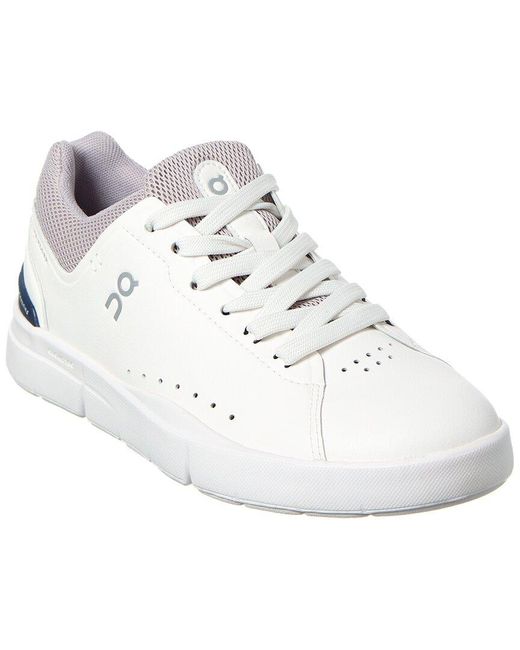 On Shoes White The Roger Advantage Sneaker