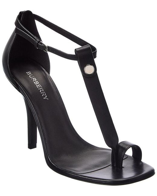 Burberry Toe Ring Leather Sandal in Black | Lyst