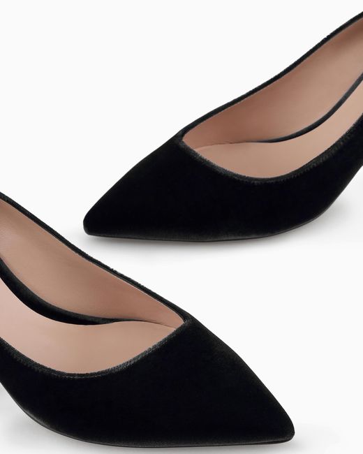 Giorgio Armani White Velvet Kitten Heel Pump