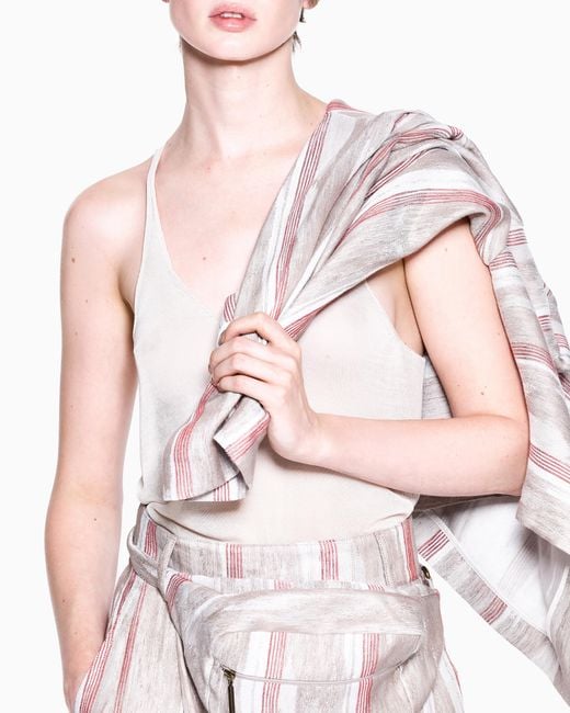 Top di Giorgio Armani in White