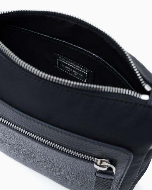 Giorgio Armani Asv Crossbody Bag Aus Nylon Und Genarbtem Leder in Black für Herren