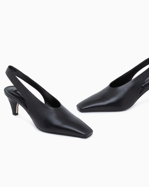 Giorgio Armani White Decollete Shoe Leather Lining And Leather Sole