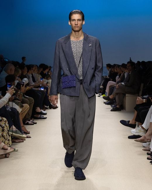 Pull Ras-Du-Cou En Cachemire Imprimé Giorgio Armani pour homme en coloris Gray