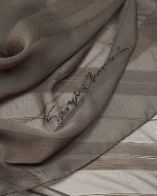 Stola di Giorgio Armani in Brown