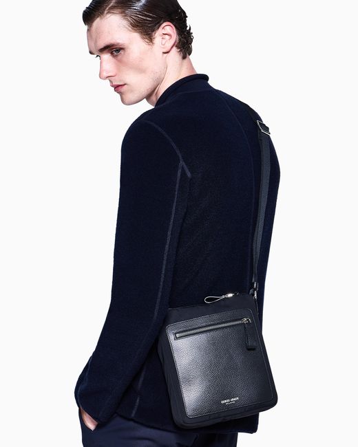 Giorgio Armani Asv Crossbody Bag Aus Nylon Und Genarbtem Leder in Black für Herren