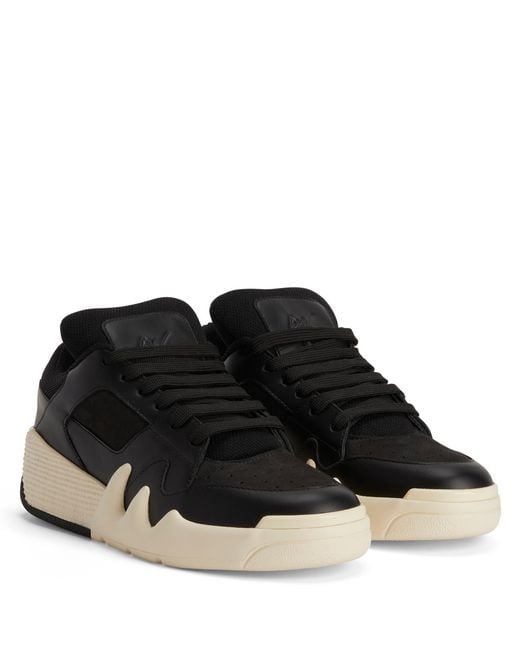 Giuseppe Zanotti Black Talon