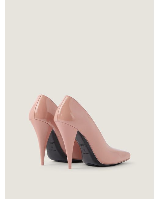 Décolleté Sliced Square in pelle verniciata di Givenchy in Pink