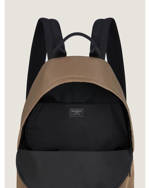 Sac à dos Essential U en nylon Givenchy pour homme en coloris Natural