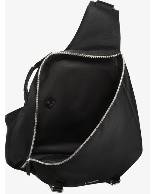 Borsa G-Zip Triangle modello grande in nylon di Givenchy in Black da Uomo