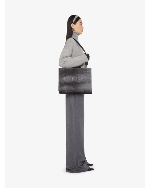G Tote media in tela slavata di Givenchy in Gray