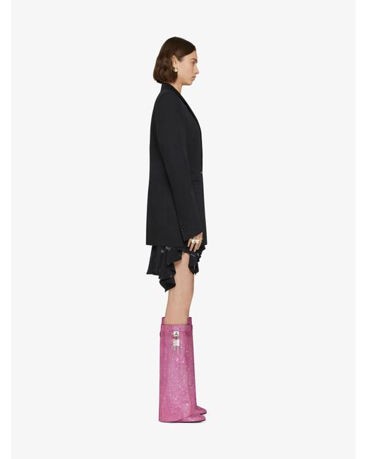 Stivali Shark Lock ampi in satin con strass di Givenchy in Pink
