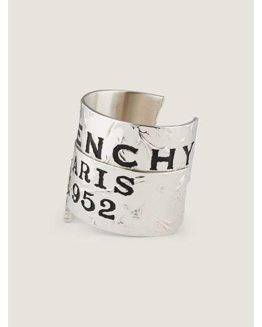 Bracciale rigido Tape in metallo e smalto di Givenchy in Natural