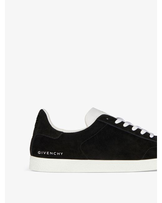 Sneaker Town in pelle scamosciata di Givenchy in Black da Uomo
