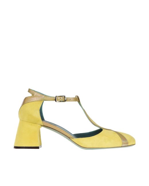 Paola D'arcano Yellow Suede And Leather Pumps