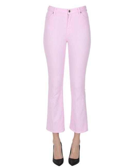 Jeans Lindy di TRUE NYC in Pink