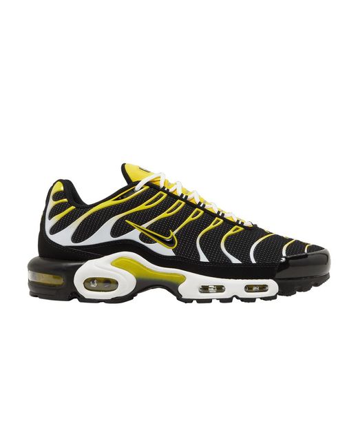 yellow and black air max plus